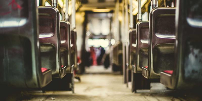 家庭资产配置金字塔揭秘：河北鑫源保险为您解析保险服务的核心层级